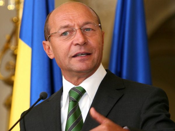 Băsescu: Voi depune un proiect de declaraţie în care să denunţăm pactul Ribbentrop