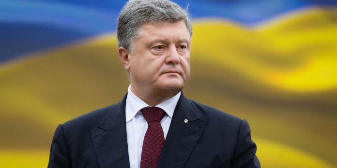 Poroshenko cere statelor membre NATO să trimită nave în Marea Azov