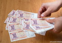 Salariul mediu lunar brut în primul trimestru: 5906,5 lei