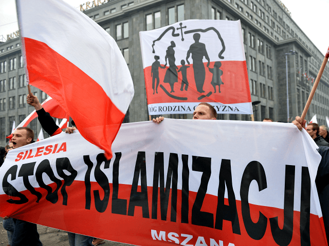 Ungaria și Polonia nu doresc să accepte cotele de refugiați alocate de Uniunea Europeană