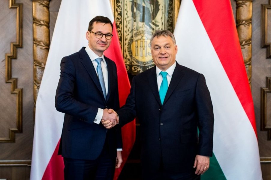 Premierul Poloniei: Cotele obligatorii de relocare a imigranţilor afectează suveranitatea naţională a statelor membre ale UE