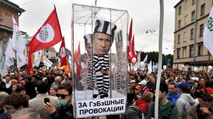 Proteste în Rusia/Navalnîi :Bătrânul fricos Putin crede că este ţar