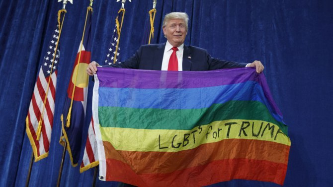 Trump în lupta cu LGBT: Pentru al doilea an consecutiv, Trump rupe tradiția instituită de Obama de a celebra luna iunie drept „Luna MÂNDRIEI LGBT”