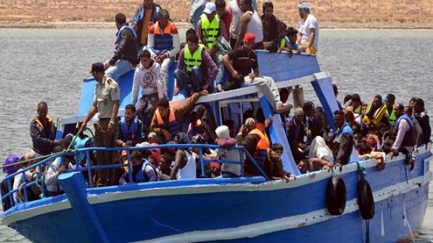Italia refuză să permită acostarea unei nave cu migranți în porturile sale