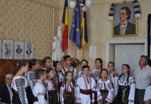 Românii din regiunea Cernăuți care vor beneficia de bursele Guvernului Român ar putea fi lipsiți de subvenții (presa ucraineană)