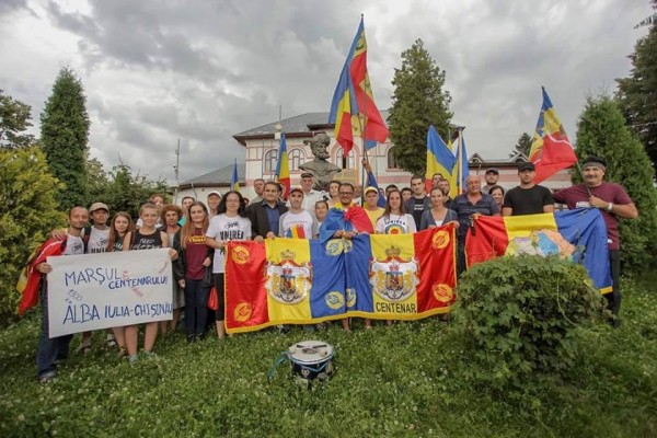 Poliția de Frontieră a Republicii Moldova nu vrea să permită Marșului Centenar să treacă frontiera de la Prut/Ungheni pe jos