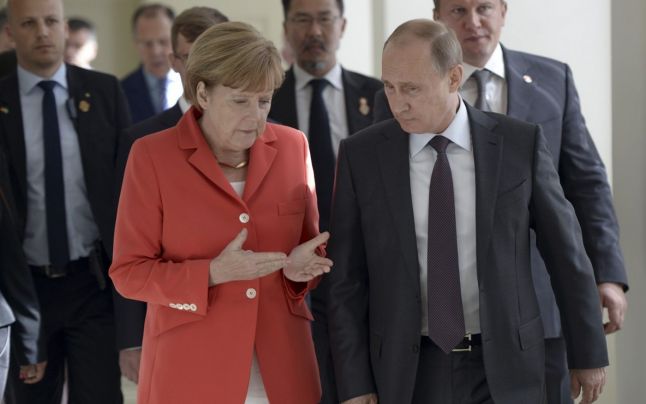 Sâmbătă Vladimir Putin se va întâlni cu Angela Merkel