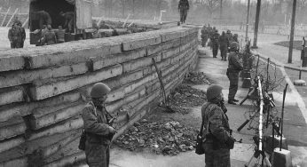 12-13 august 1961 începe construirea “Zidului Berlinului”