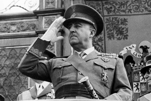 Guvernul spaniol a aprobat decretul-lege regal de modificare a Legii Memoriei Istorice pentru exhumarea şi transferul rămăşiţelor generalului  Francisco Franco