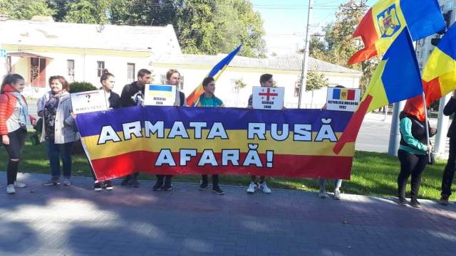 Mesajul unioniștilor de ziua Putin: „La mulți ani, plecați acasă!”. Manifestație pentru retragerea trupelor ruse din Transnistria