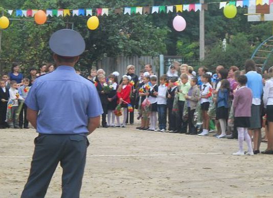 Elevii și profesorii liceelor cu predare în limba română din regiunea transnistreană vor putea circula liber spre instituțiile lor