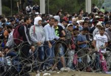 Polonia se gândește la retragerea din acordul ONU privind migrația
