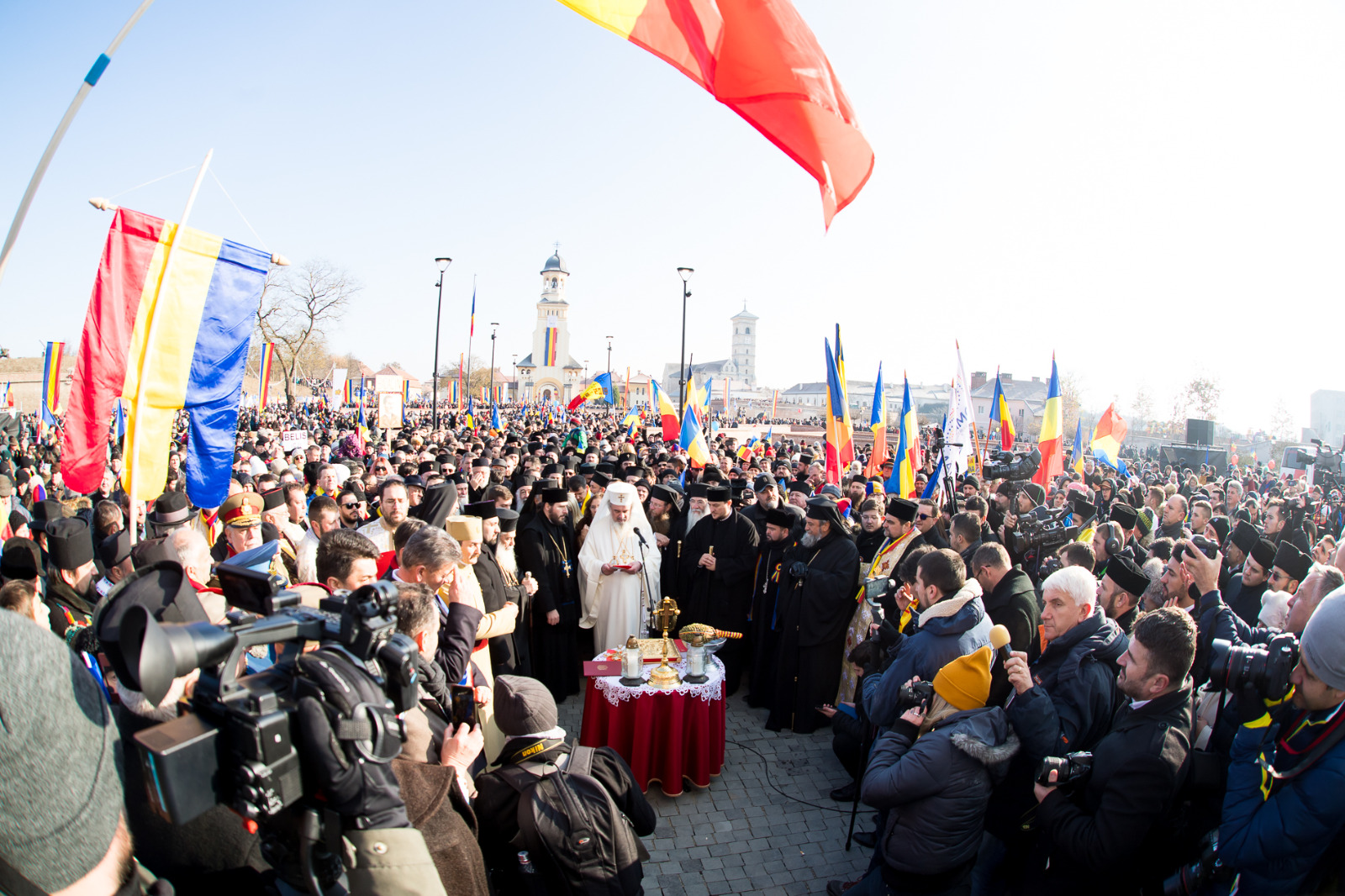 Patriarhul României, la Alba Iulia: Să apărăm și să cultivăm libertatea și unitatea națională