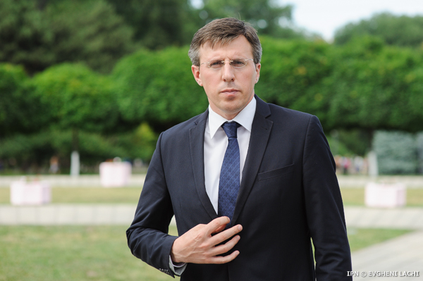 Dorin Chirtoacă este noul preşedinte al Partidului Liberal