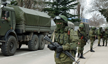 Kiev//Rusia trimite trupe ofensive la frontiera cu Ucraina și desfăşoară rachete în Crimeea