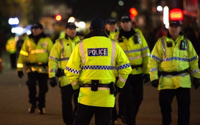 Alertă cu bombă în Manchester. Poliția a descoperit un dispozitiv explozibil Citeşte întreaga ştire: Alertă cu bombă în Manchester. Poliția a descoperit un dispozitiv explozibil