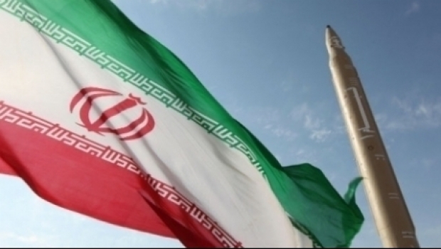 Iranul anunță că-și va extinde puterea militară și programul de rachete balistice