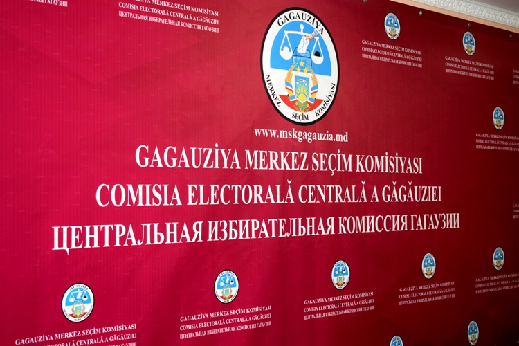 CEC Găgăuzia | Primii trei candidați înregistrați în cursa pentru fotoliul de bașcan