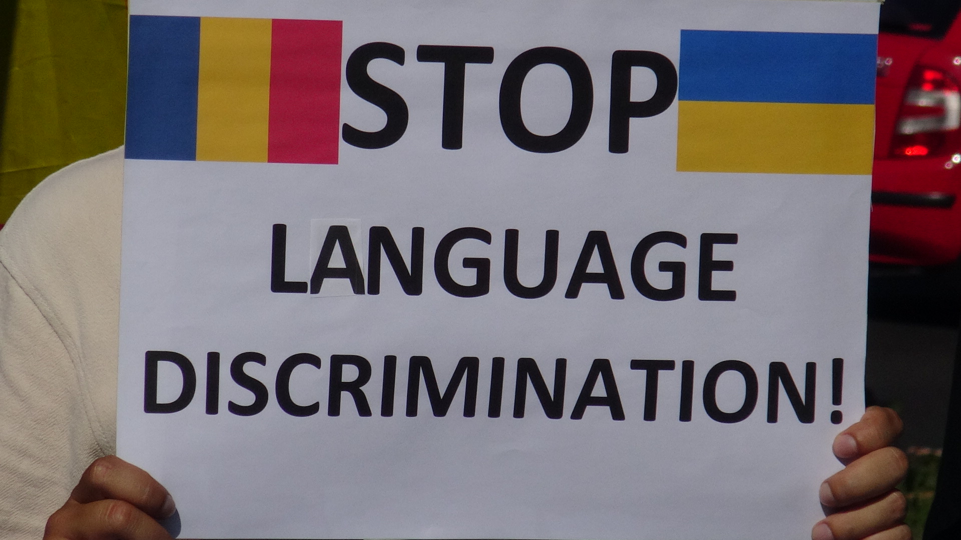 LARISC// Ucraina nu se ține de cuvânt legat de minoritatea românească