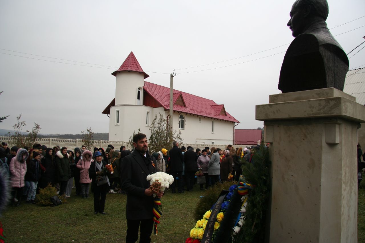 Ziua Națională a României la Horodiște. Inaugurarea bustului lui Vasile Țanțu