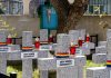 În satul Opaci din raionul Căușeni, a fost sfințită o parcelă dedicată a 17 ostași români căzuți în cel de-Al Doilea Război Mondial.