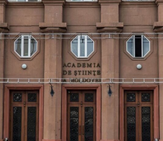 Academia de Științe a Moldovei cere dialog și o soluție comună cu România pentru salvarea Universității din Cahul